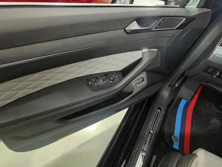 Volkswagen Magotan 2023 из CN, фото 7
