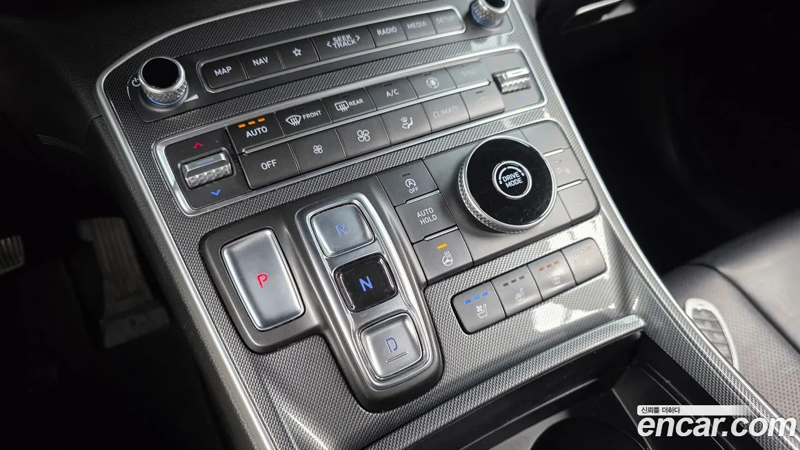 Hyundai Santafe — фото 8