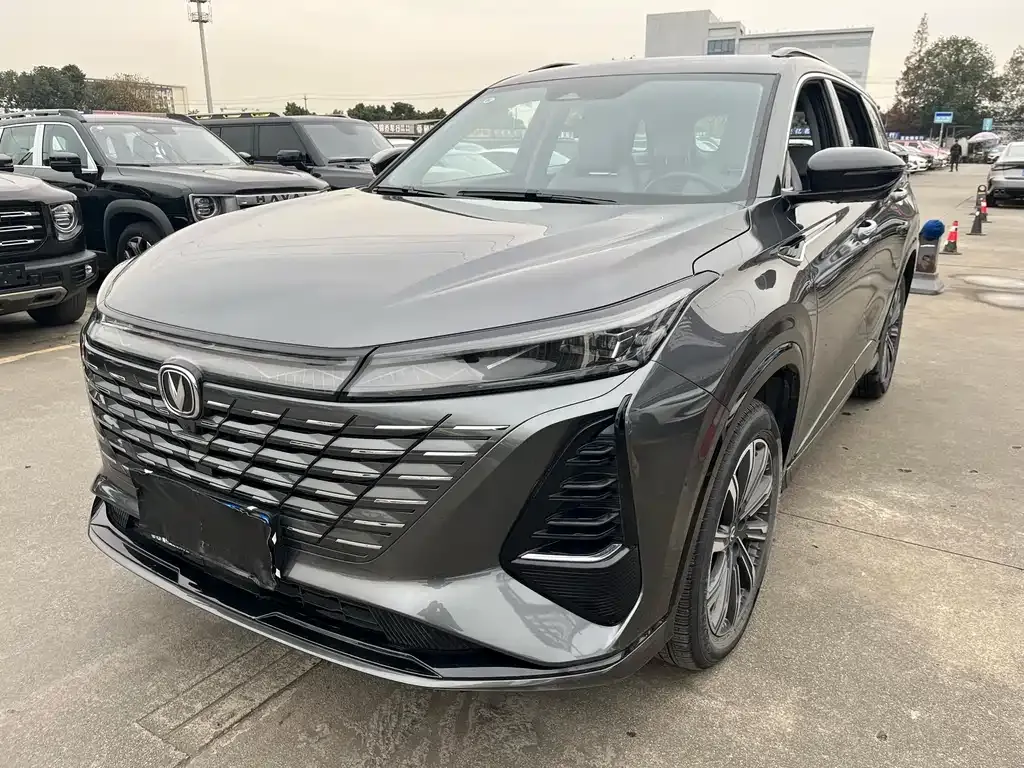 Changan CS75PLUS 2024 из CN, фото 1