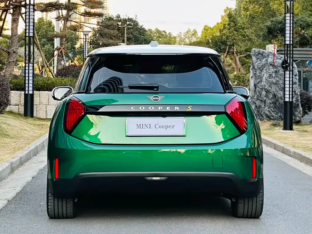 MINI Cooper EV 2025 из CN, фото 10