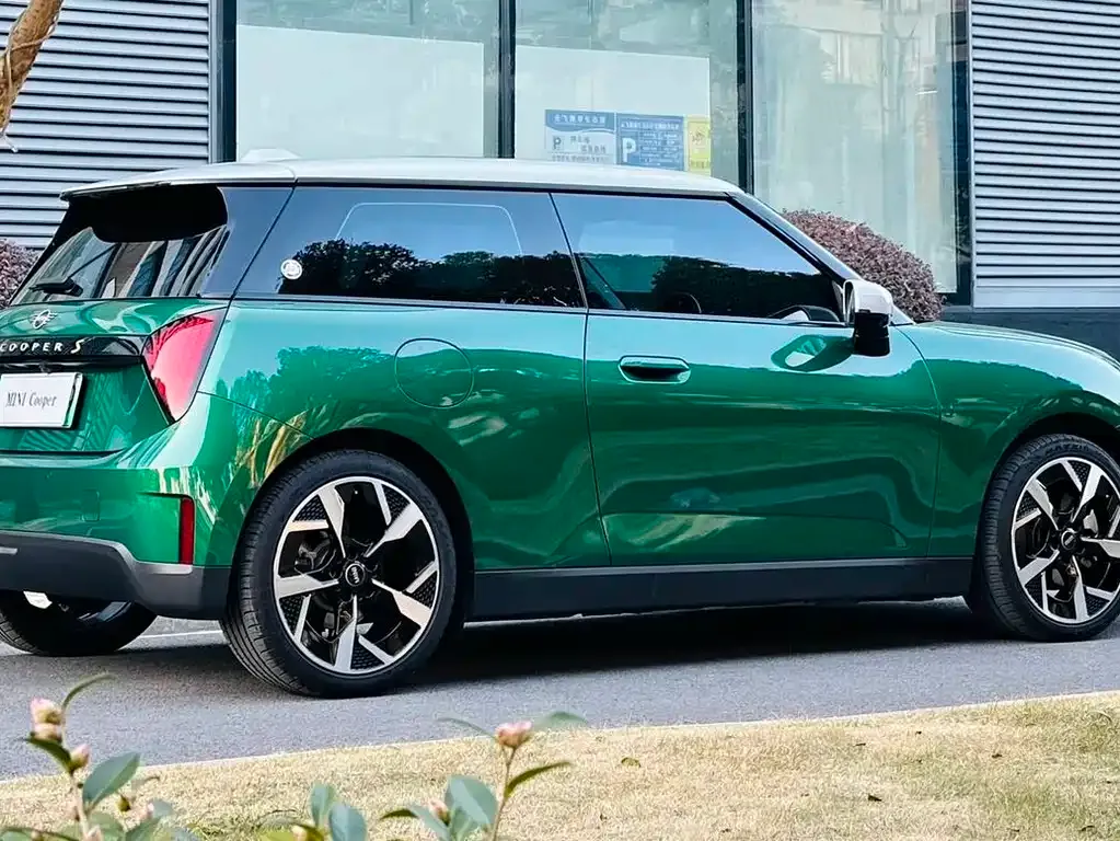 MINI Cooper EV 2025 из CN, фото 2