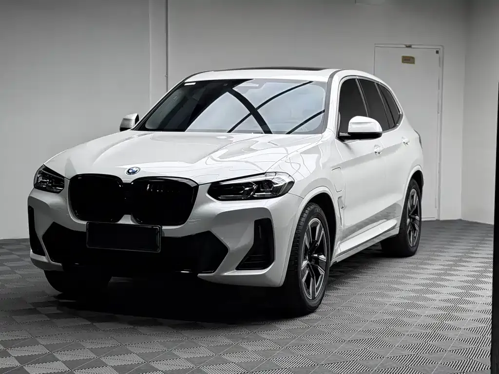 BMW iX3 2024 из CN, фото 1