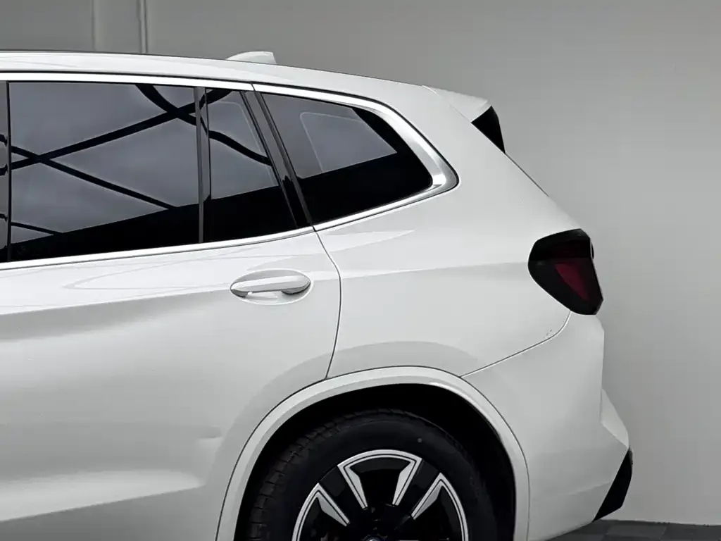 BMW iX3 2024 из CN, фото 10