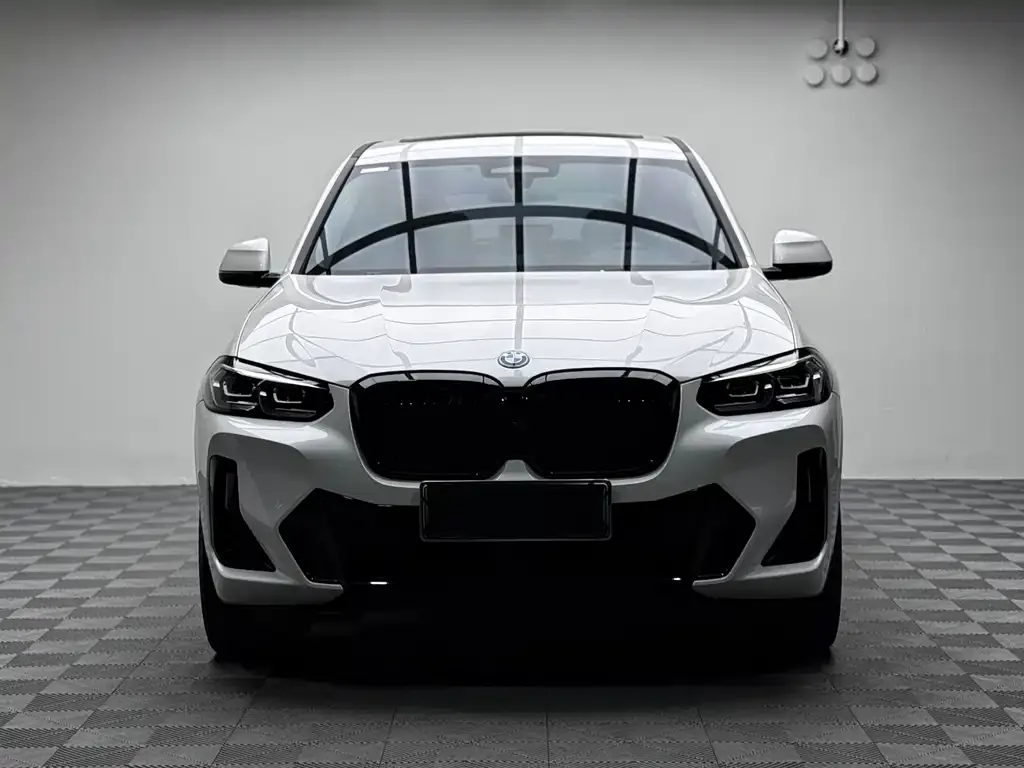 BMW iX3 2024 из CN, фото 2