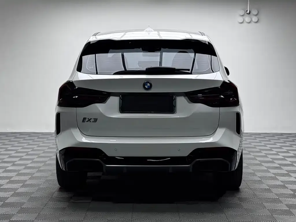 BMW iX3 2024 из CN, фото 6