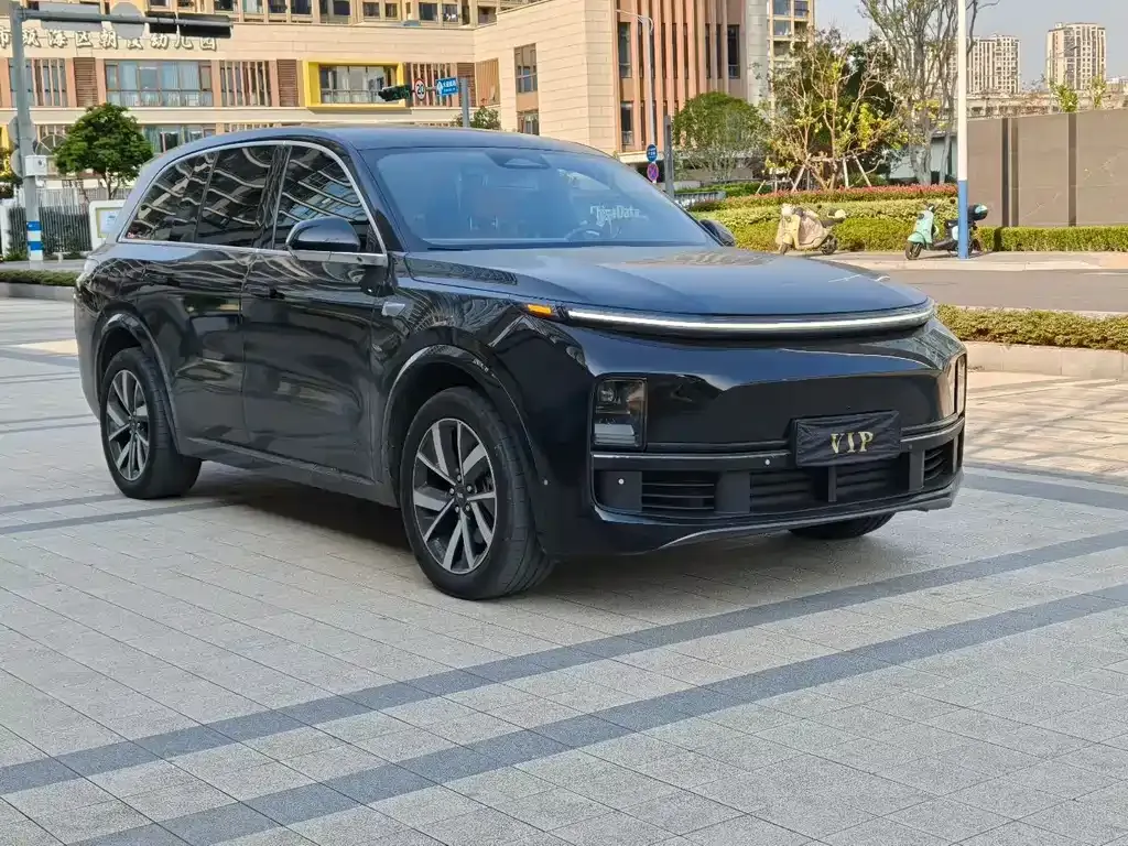 Li Auto Li L8 2025 из CN, фото 1