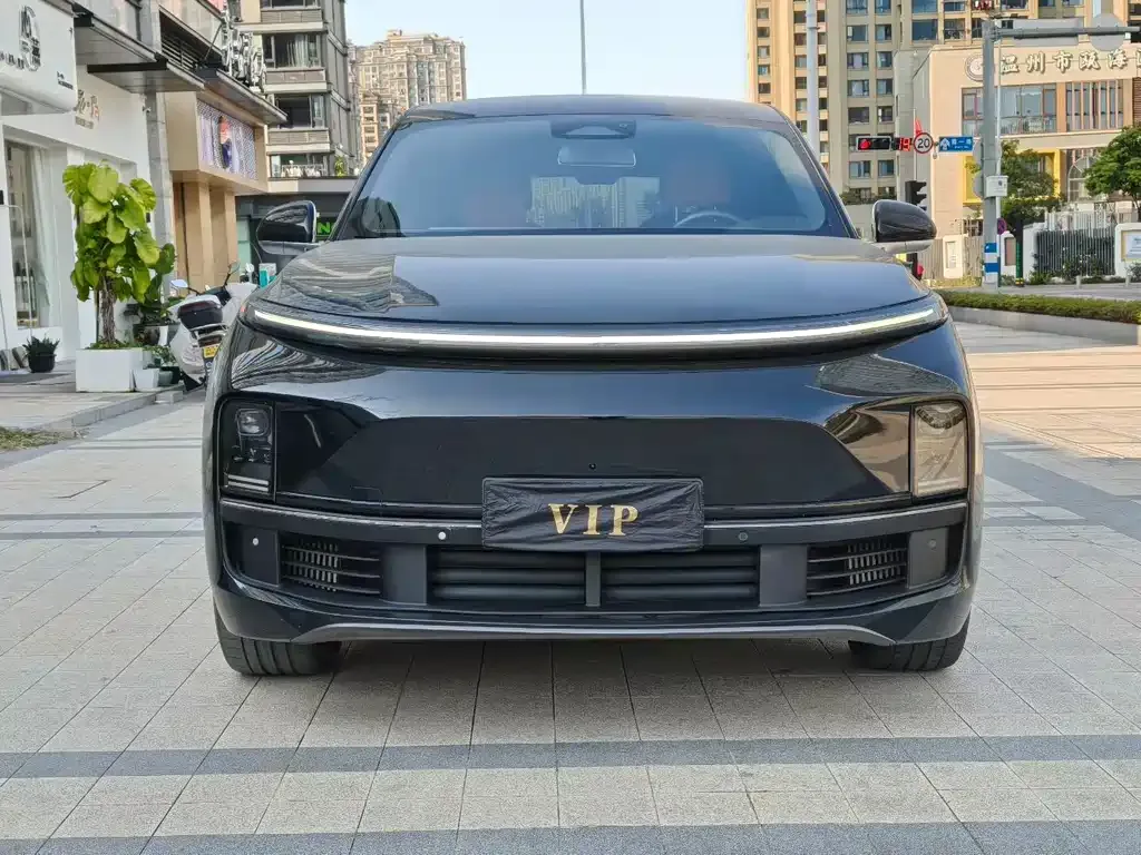 Li Auto Li L8 2025 из CN, фото 4