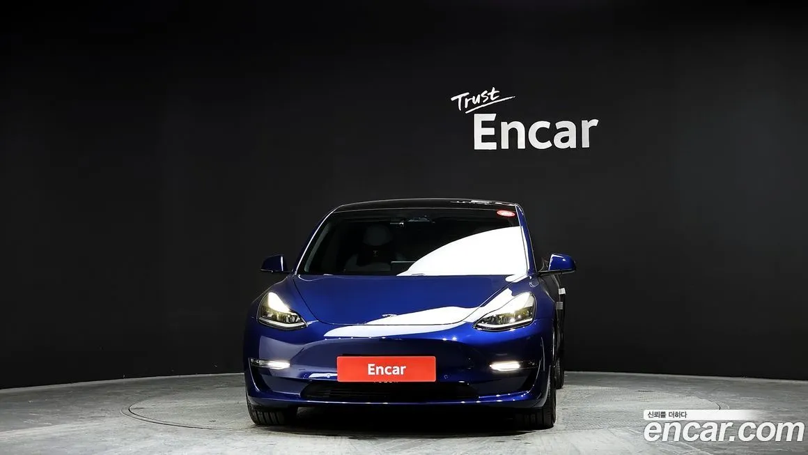 Tesla Model 3 — фото 2