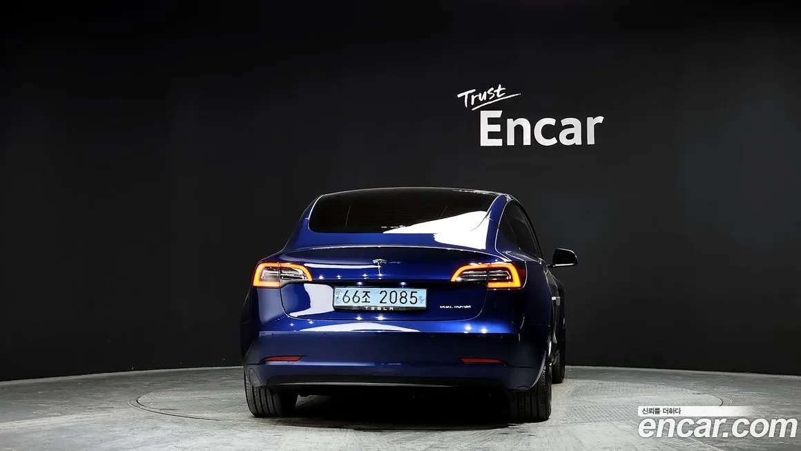 Tesla Model 3 — фото 6