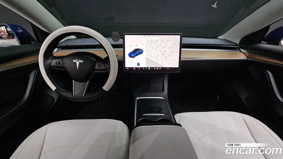 Tesla Model 3 — фото 9