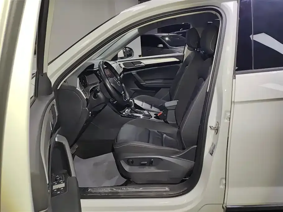 Volkswagen Tayron 2022 из CN, фото 8