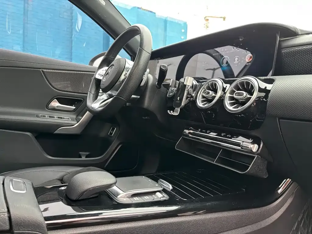 Mercedes-Benz A-Class 2021 из CN, фото 4