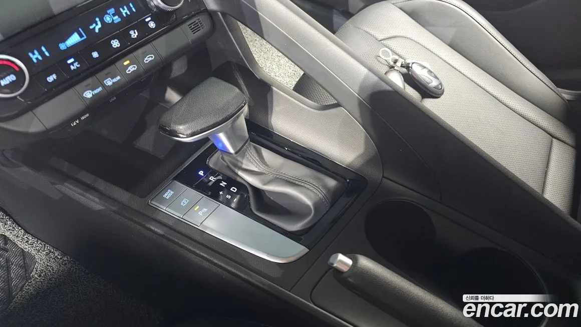 Hyundai AVANTE — фото 9