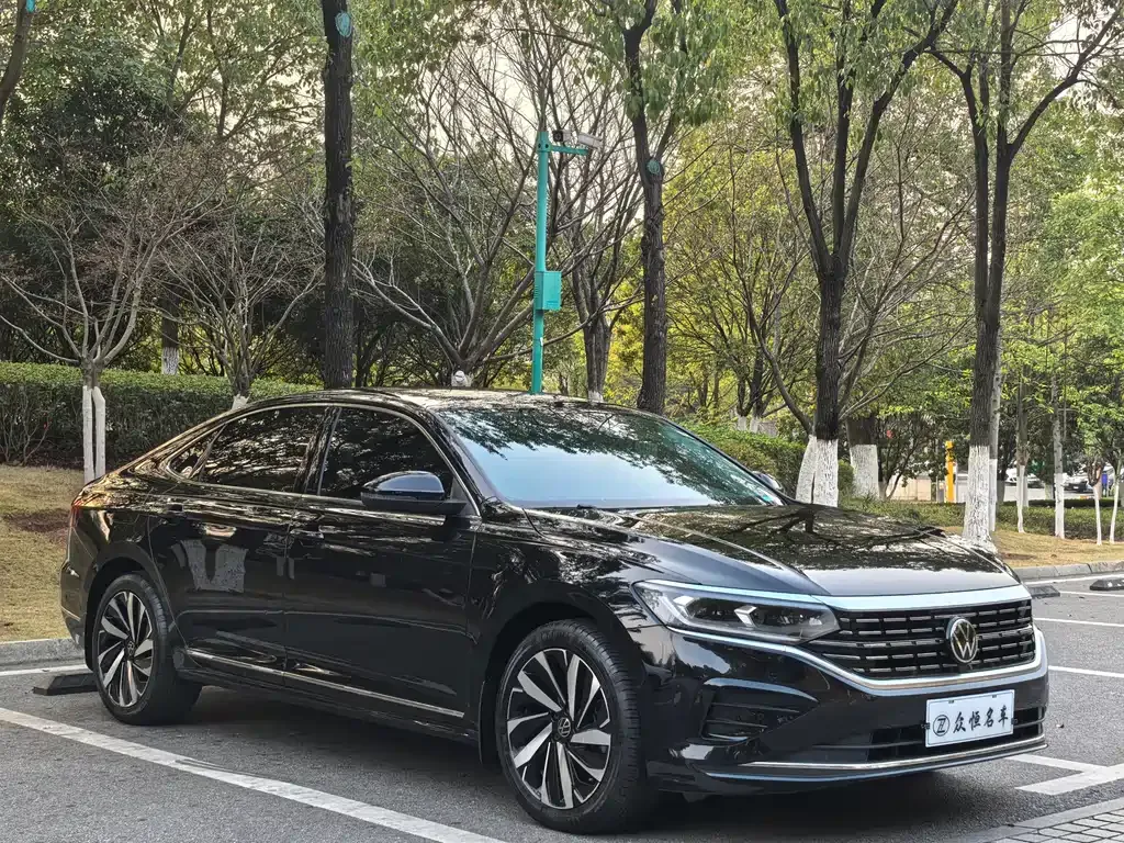 Volkswagen Passat 2023 из CN, фото 7