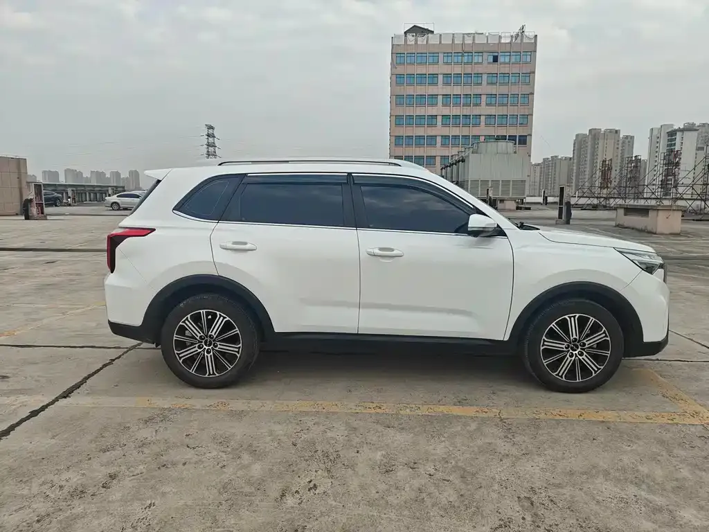 Kia Sportage 2021 из CN, фото 7