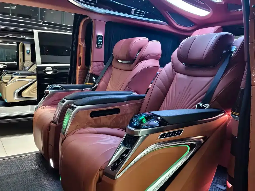 Mercedes-Benz V-Class 2025 из CN, фото 9