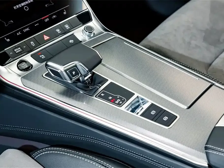Audi A6L 2022 из CN, фото 10