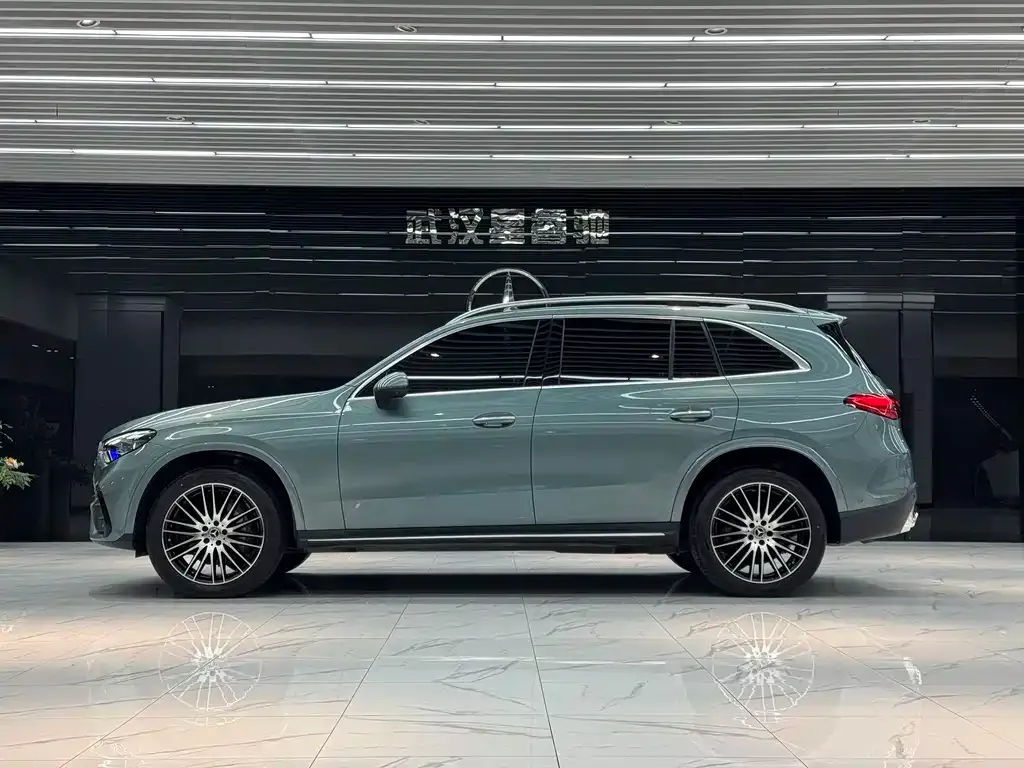 Mercedes-Benz GLC 2024 из CN, фото 4