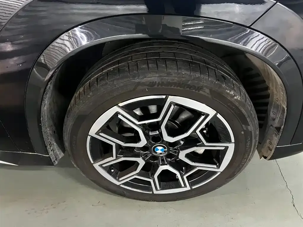 BMW X1 — фото 9