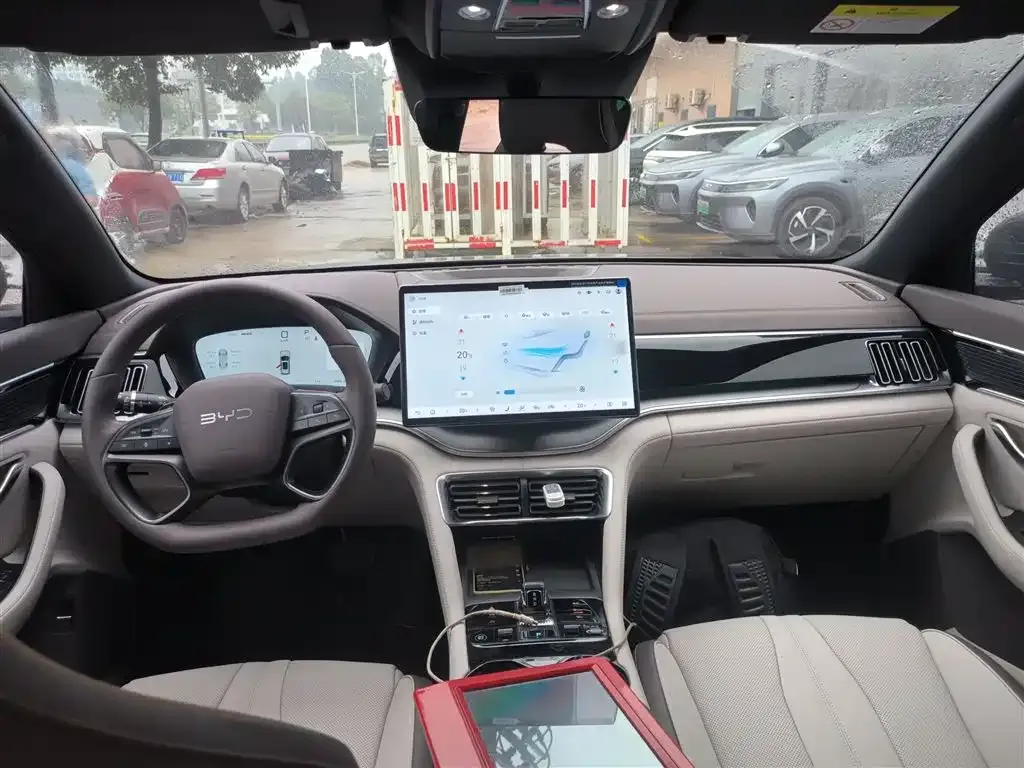 BYD PLUS New Energy 2025 из CN, фото 10