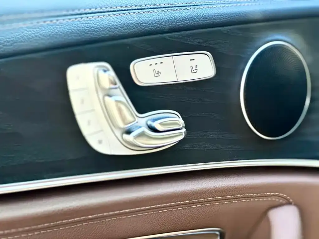 Mercedes-Benz E-Class 2021 из CN, фото 3