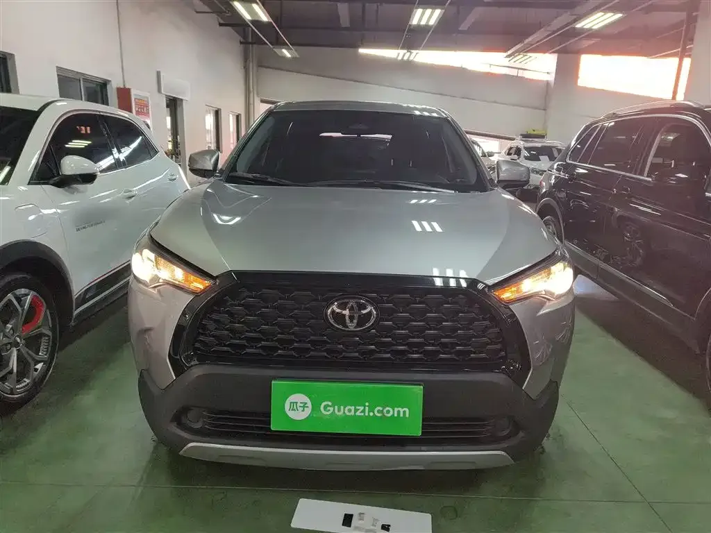 Toyota Corolla Cross 2024 из CN, фото 7