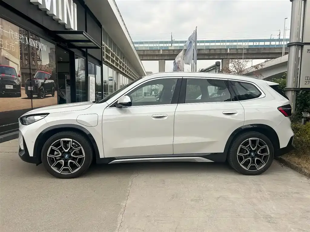 [object Object] iX1 2024 из CN, фото 3