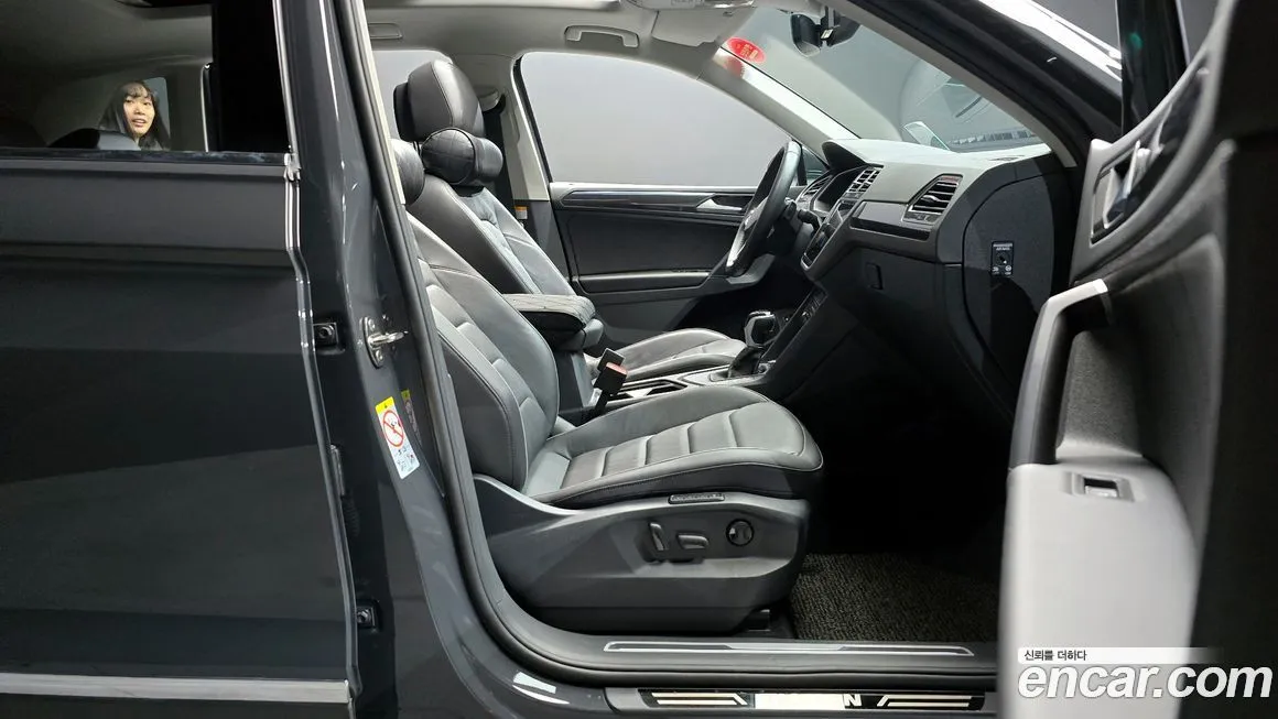 Volkswagen Tiguan — фото 10