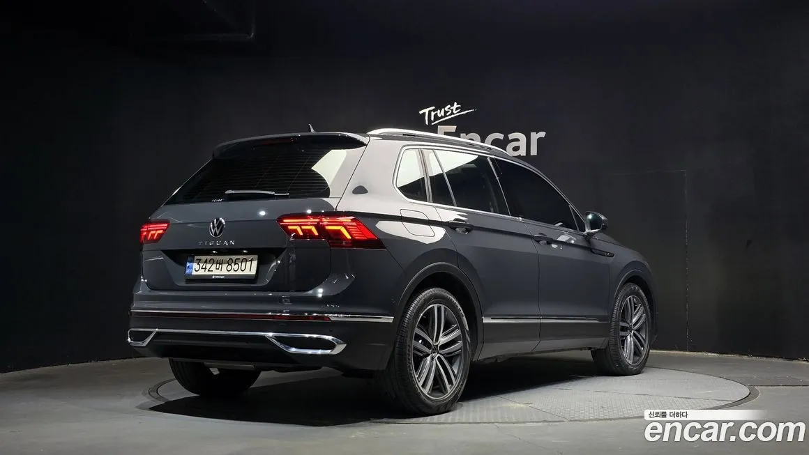 Volkswagen Tiguan — фото 2