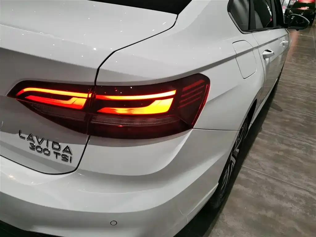 Volkswagen Lavida 2024 из CN, фото 6