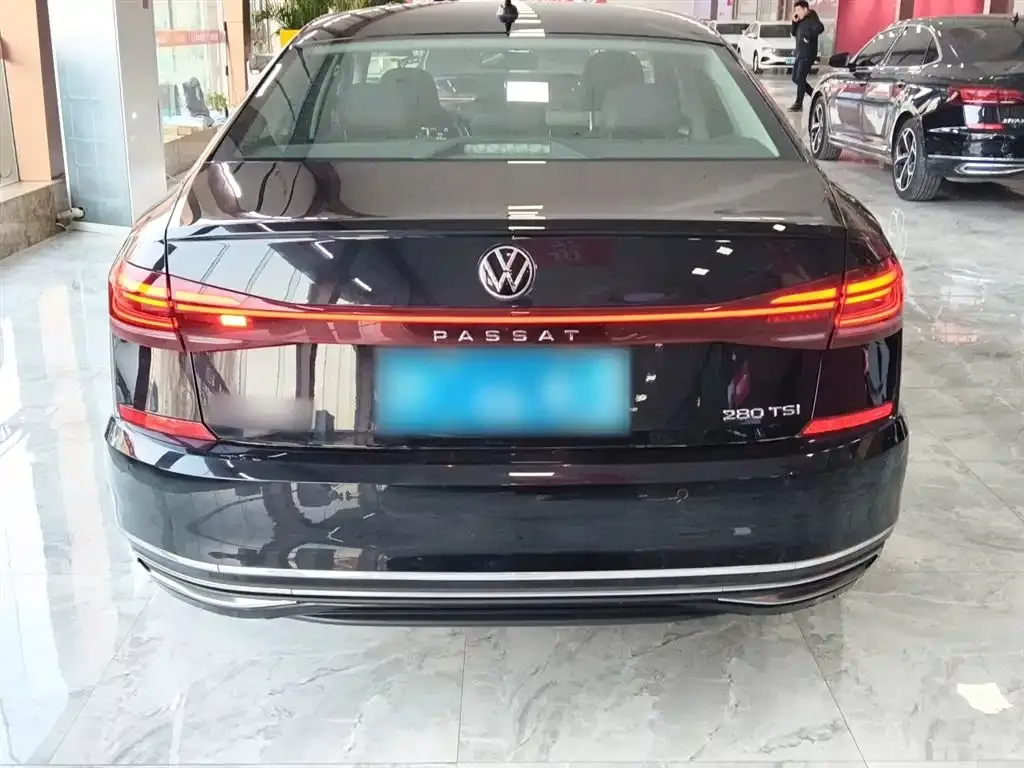 Volkswagen Passat 2024 из CN, фото 3
