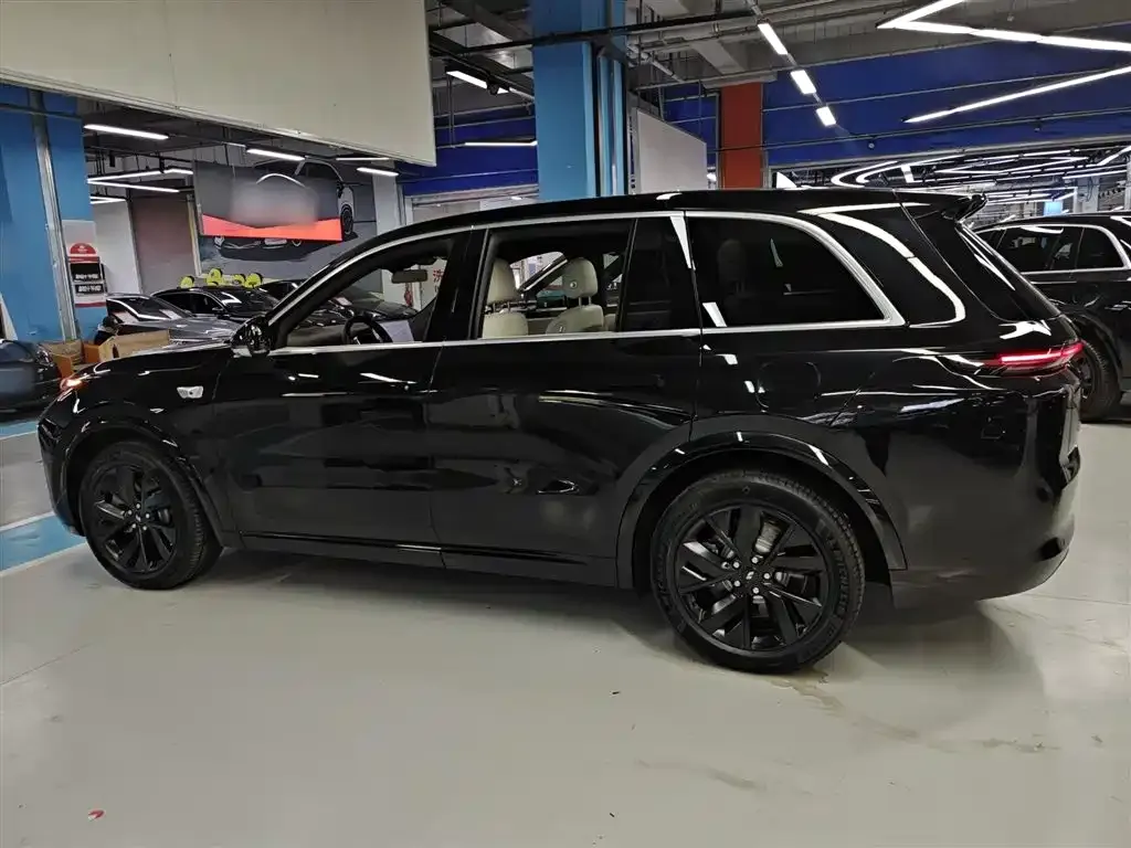 Li Auto L8 2024 из CN, фото 8