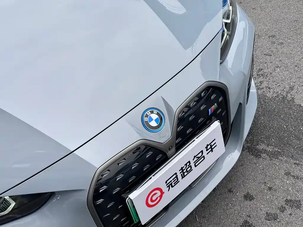 BMW i4 M 2025 из CN, фото 5