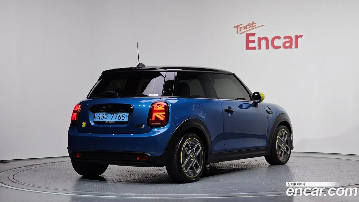 Mini Cooper 2024 из KR, фото 2