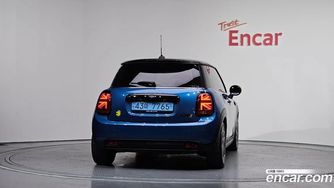 Mini Cooper 2024 из KR, фото 3
