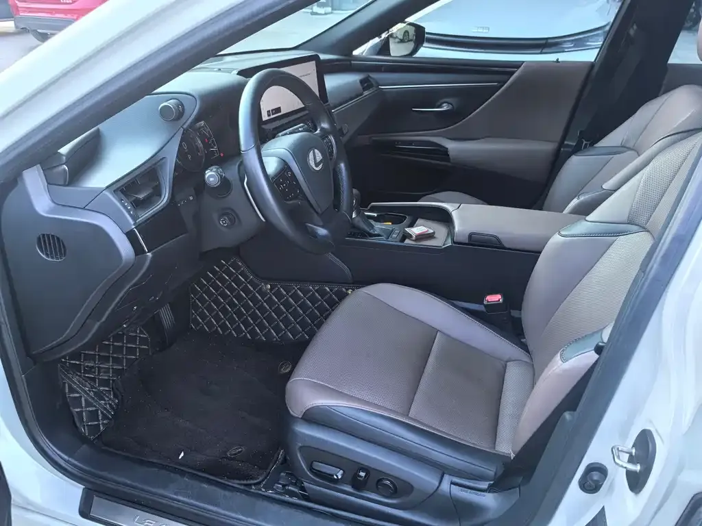 Lexus ES 2024 из CN, фото 7