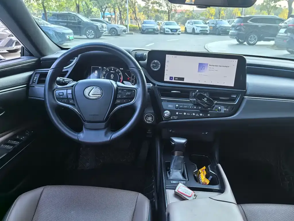 Lexus ES 2024 из CN, фото 2