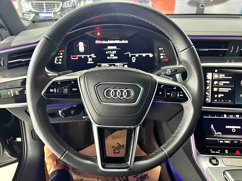Audi A6L 2024 из CN, фото 8