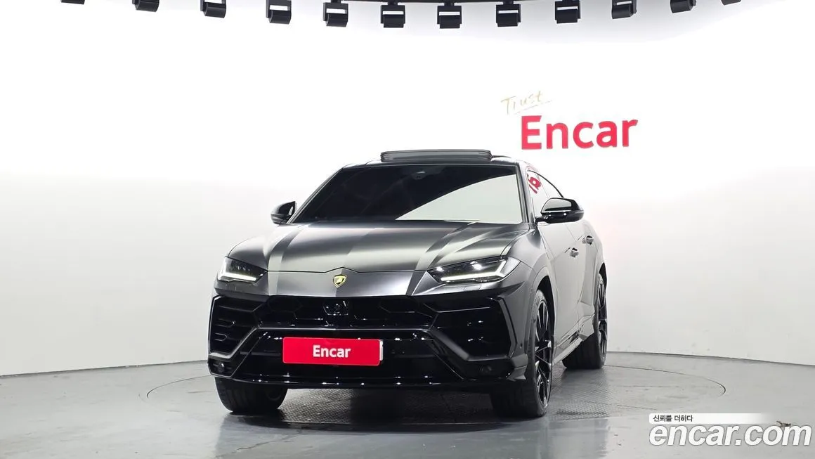 Lamborghini Urus 2022 из KR, фото 3