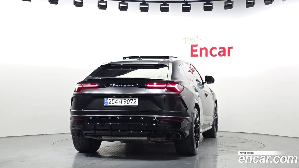 Lamborghini Urus 2022 из KR, фото 4