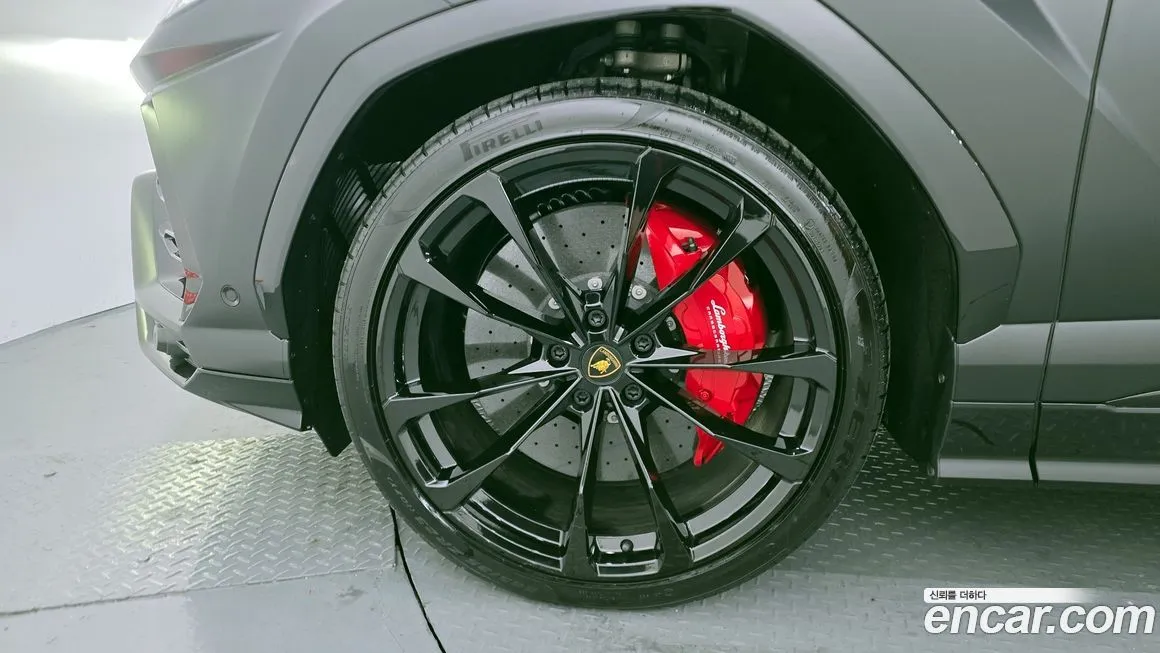 Lamborghini Urus 2022 из KR, фото 5