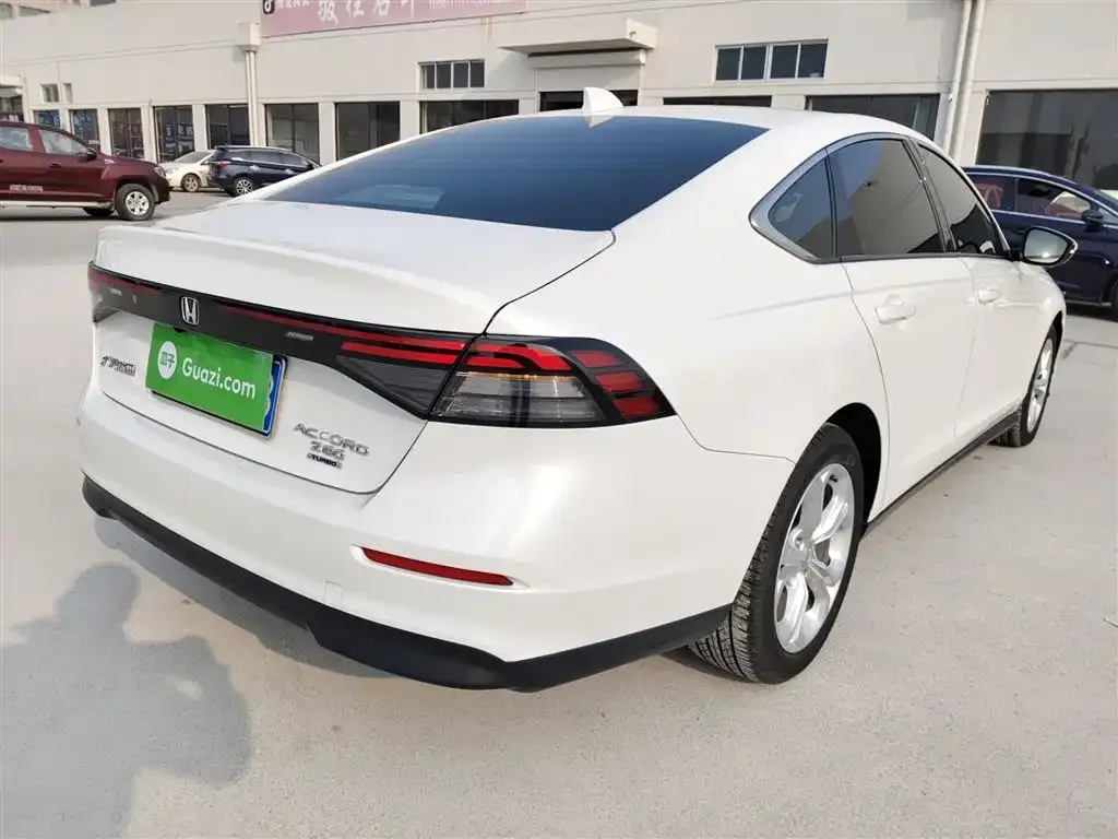 Honda Accord 2023 из CN, фото 8