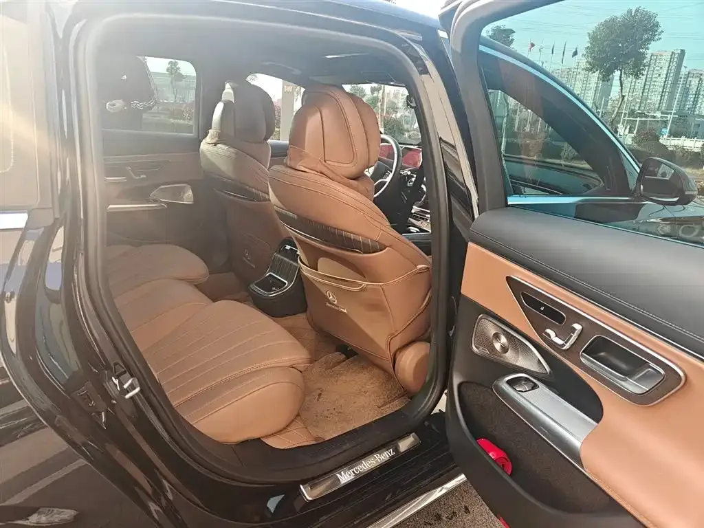Mercedes-Benz E-Class 2025 из CN, фото 8
