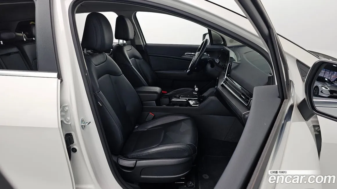 Kia Sportage — фото 10