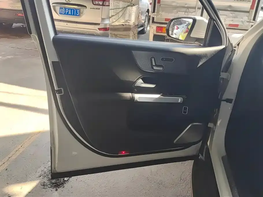 Mercedes-Benz GLB 2022 из CN, фото 9