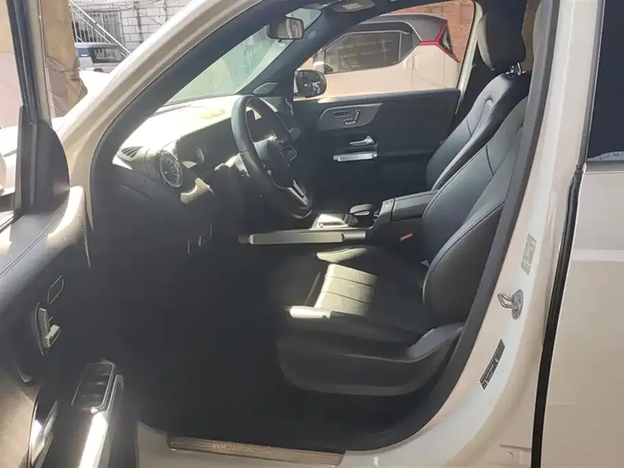 Mercedes-Benz GLB 2022 из CN, фото 5