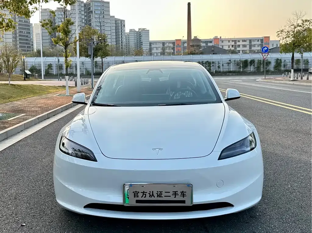 Tesla Model 3 2025 из CN, фото 4