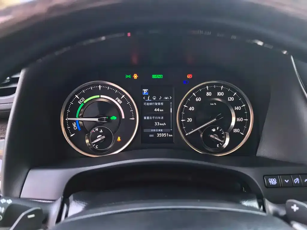 Toyota Alphard 2023 из CN, фото 2