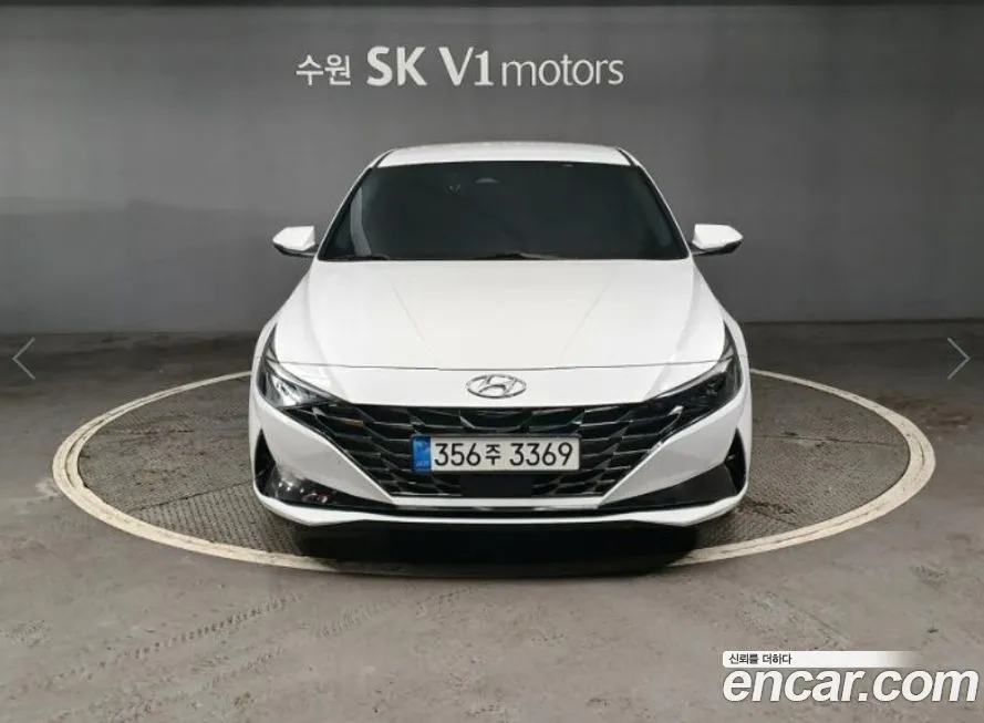 Hyundai AVANTE — фото 1