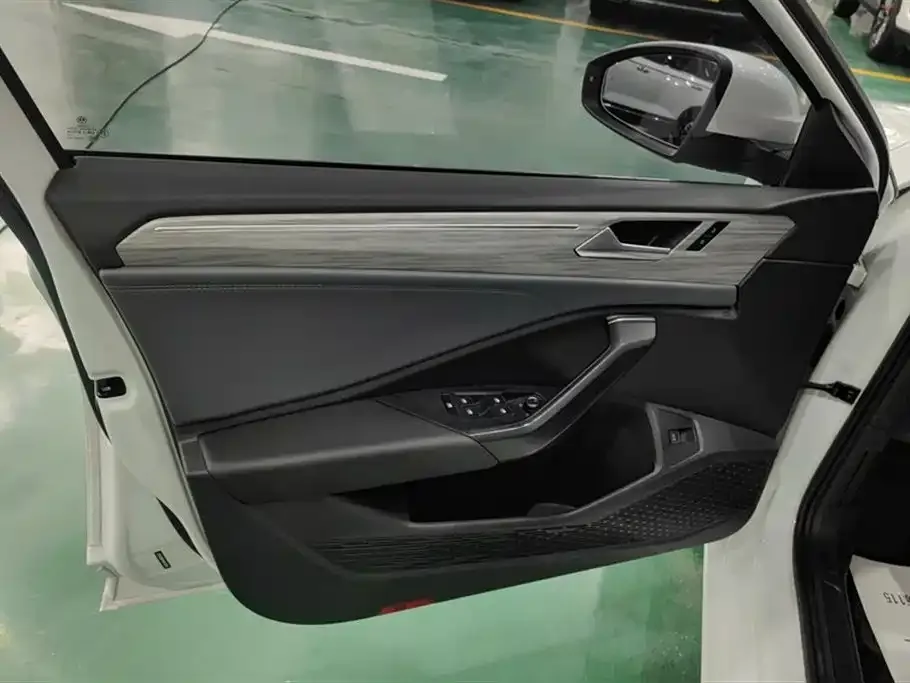 Volkswagen Sagitar 2022 из CN, фото 3